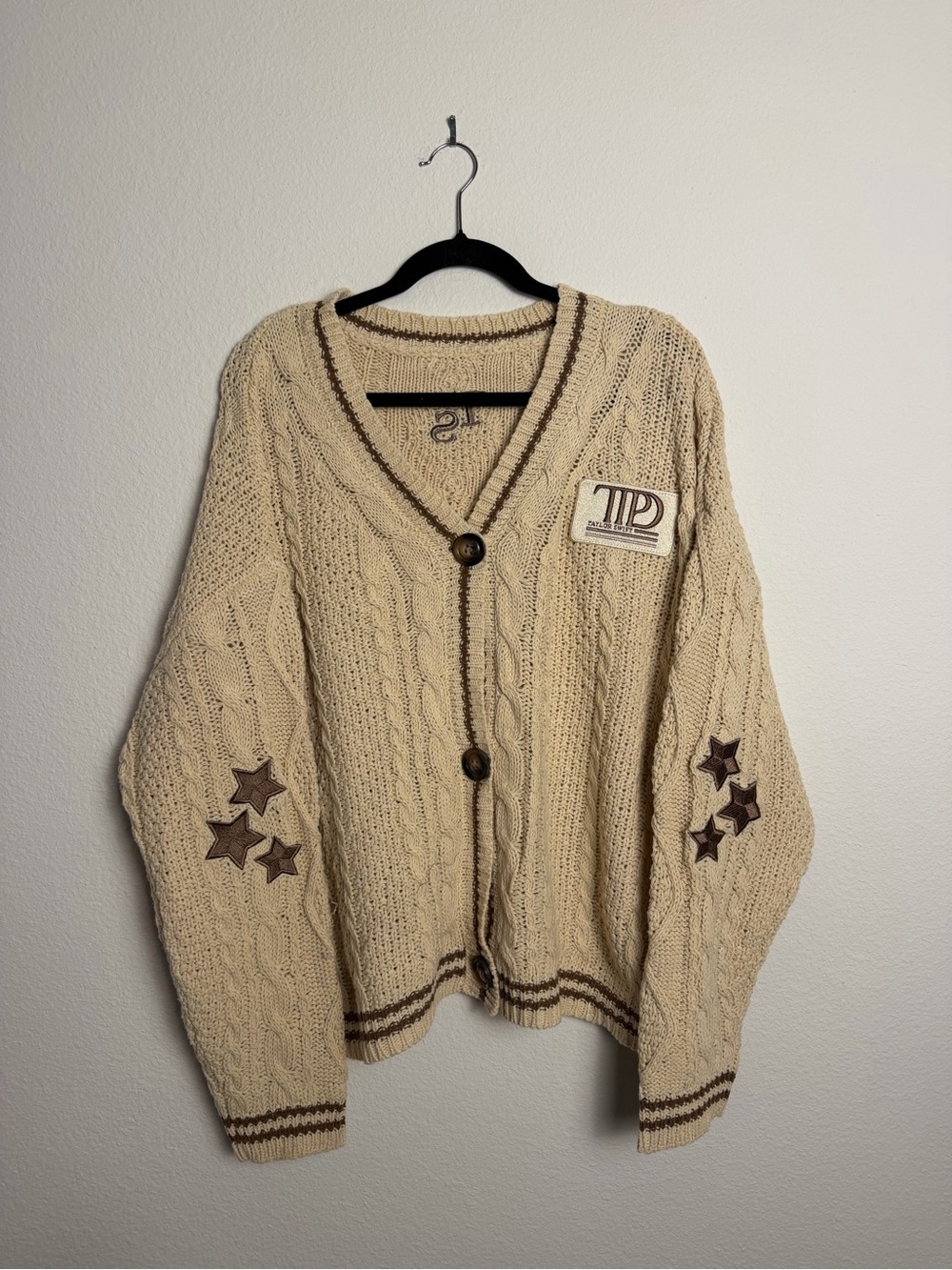 Taylor swift TayCoolla cardigan sweater tan Medium/ Large NEW WITH TAG - Picture 1 of 8